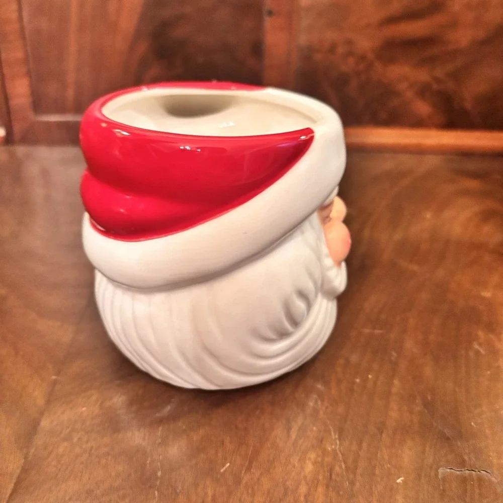 Pottery Barn tone ceramic
